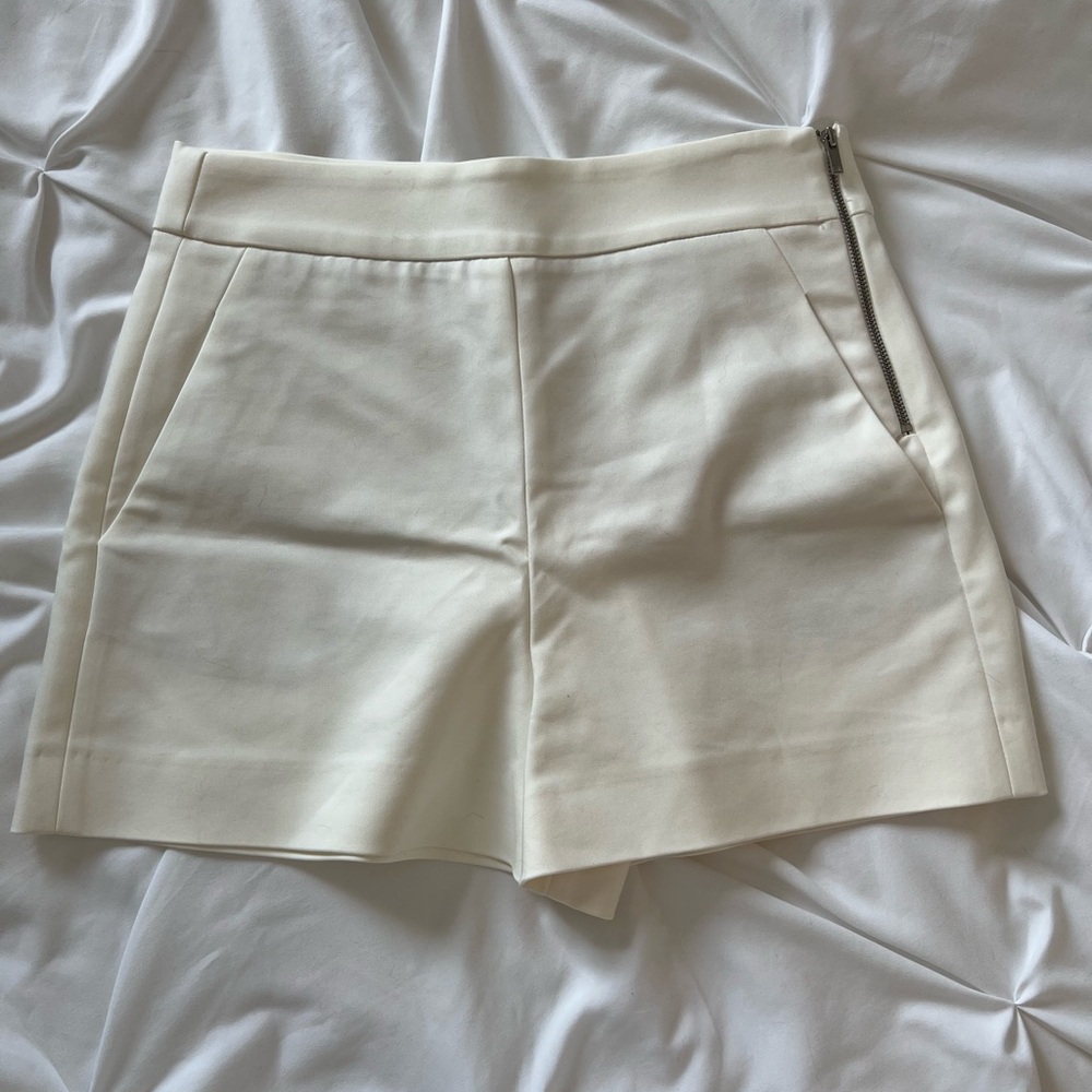 Zara White Shorts